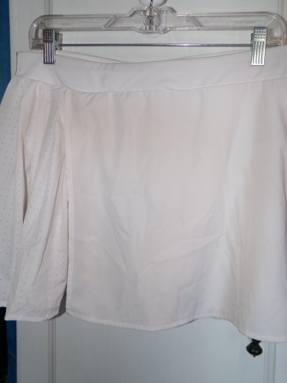 Avia White Tennis/Golf Skort Sz M (8-10) *Fundraiser Item* - Picture 2 of 7